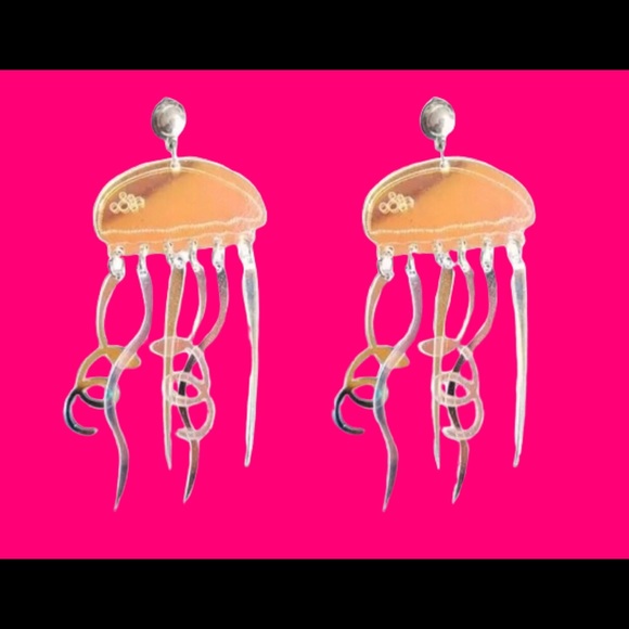 Jewelry - Funky Color Changing Jellyfish Earrings Statement